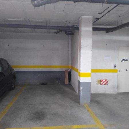 Galindo Center Premium Suites, Free Parking Sevilla Buitenkant foto